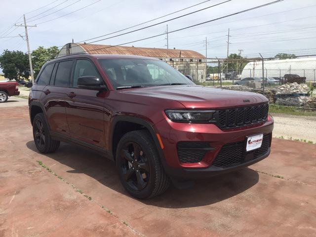 new 2025 Jeep Grand Cherokee car, priced at $36,750