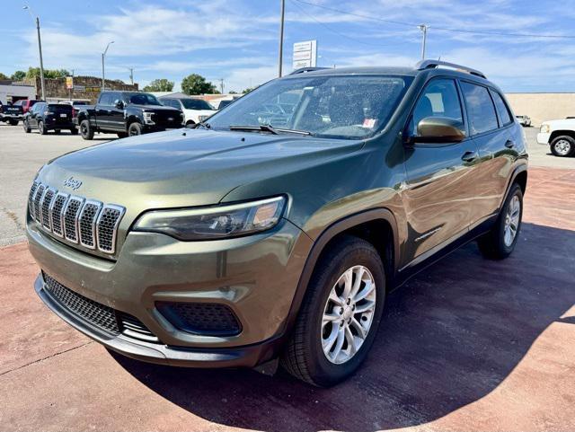 used 2020 Jeep Cherokee car, priced at $11,227