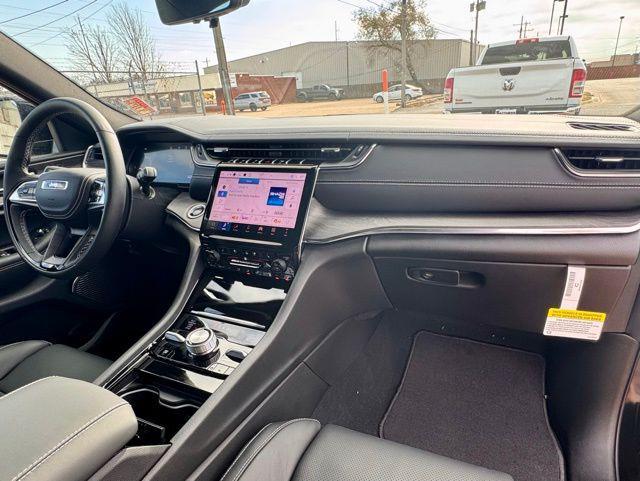 new 2025 Jeep Grand Cherokee car, priced at $55,442