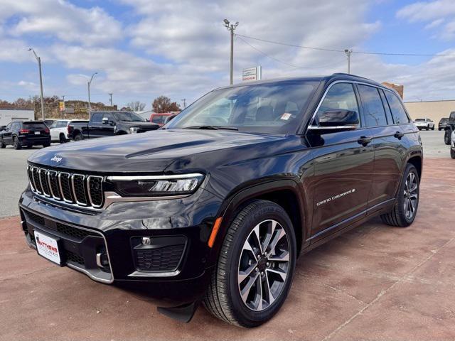 new 2025 Jeep Grand Cherokee car, priced at $62,750