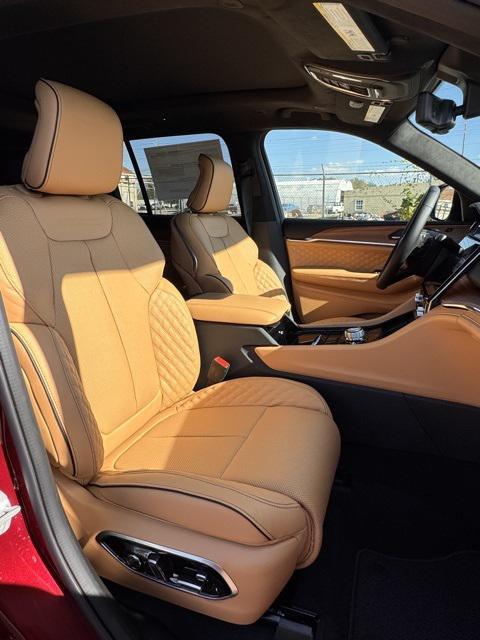 new 2025 Jeep Grand Cherokee car, priced at $64,750