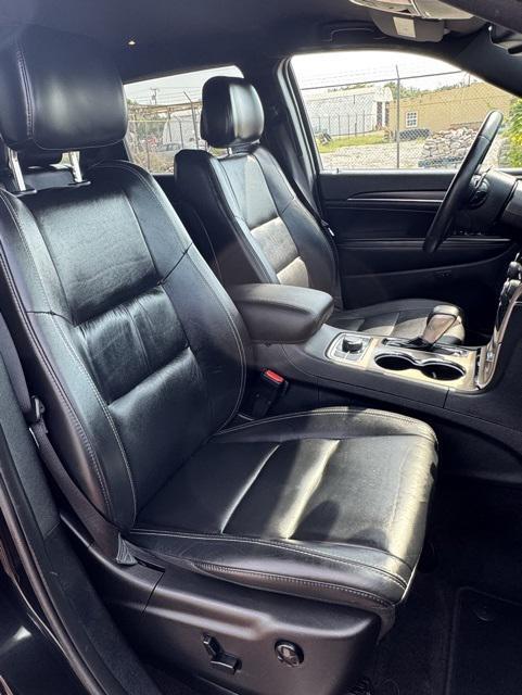 used 2016 Jeep Grand Cherokee car, priced at $12,078