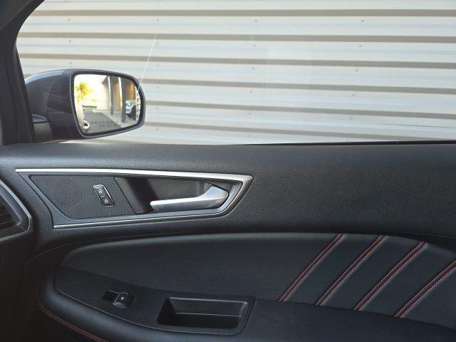 used 2024 Ford Edge car, priced at $28,999