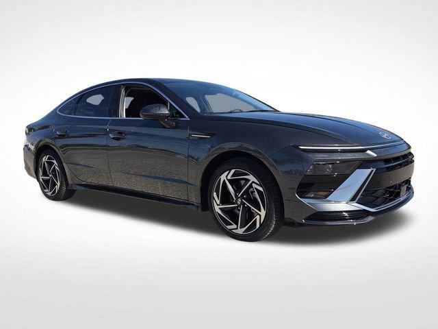 used 2025 Hyundai Sonata car, priced at $24,822