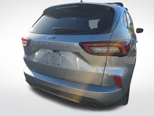 used 2023 Ford Escape car, priced at $20,965