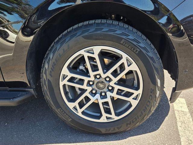used 2025 Ford Expedition car, priced at $62,577