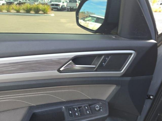 used 2021 Volkswagen Atlas Cross Sport car, priced at $20,580