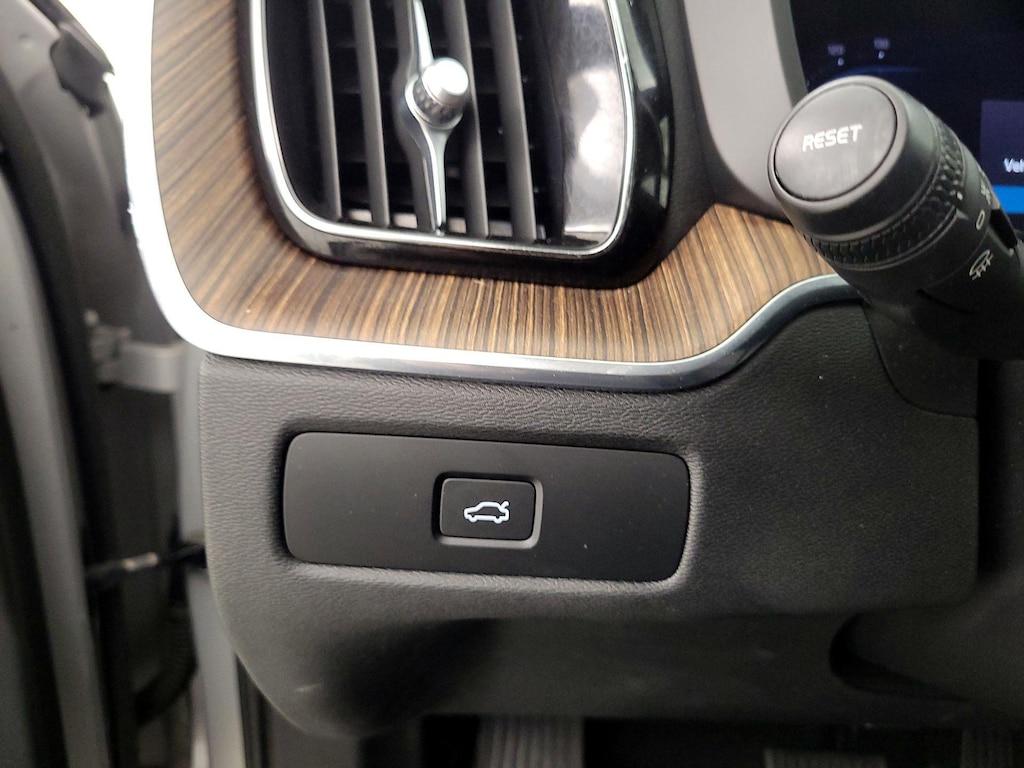 used 2023 Volvo XC60 car, priced at $31,998