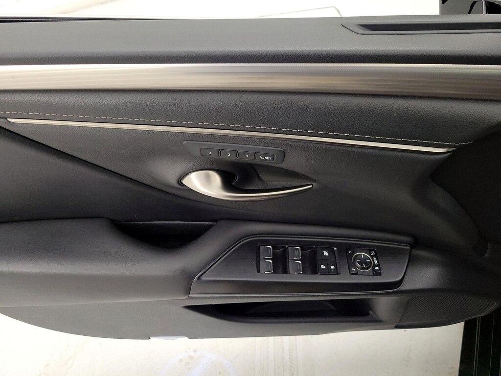 used 2021 Lexus ES 350 car, priced at $28,998