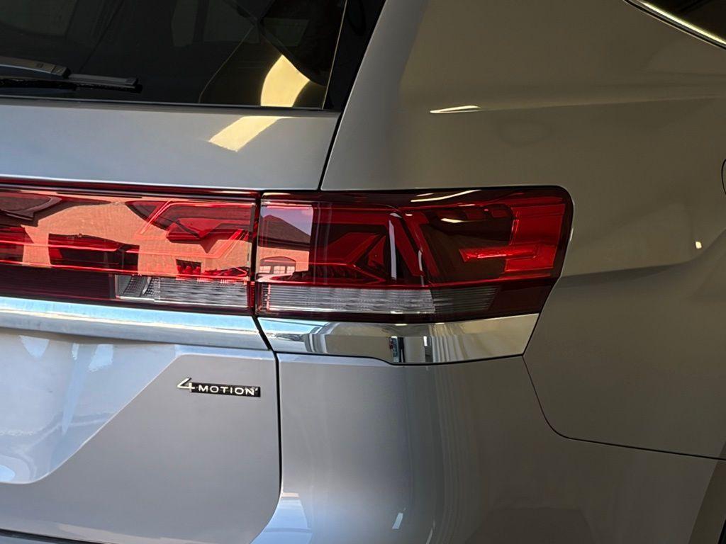 used 2025 Volkswagen Atlas car, priced at $42,950