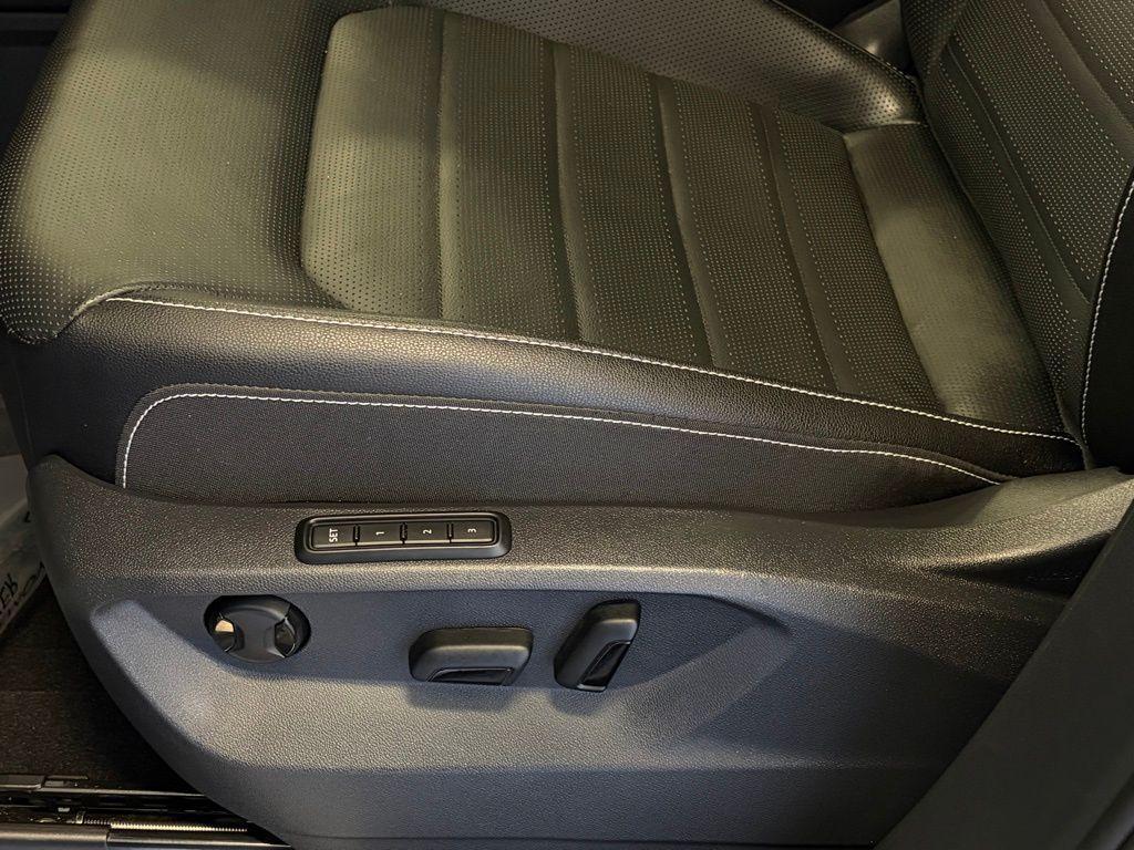 used 2025 Volkswagen Atlas car, priced at $42,950
