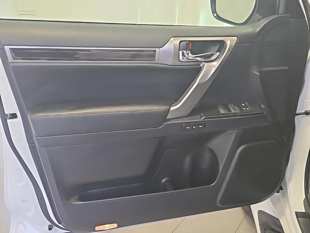 used 2022 Lexus GX 460 car, priced at $53,444