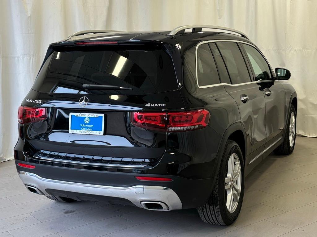 used 2021 Mercedes-Benz GLB 250 car, priced at $27,121