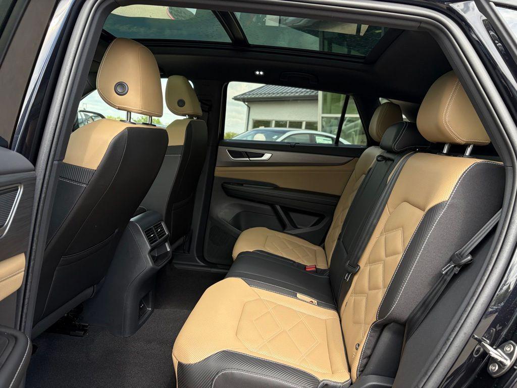 new 2026 Volkswagen Atlas Cross Sport car, priced at $43,406