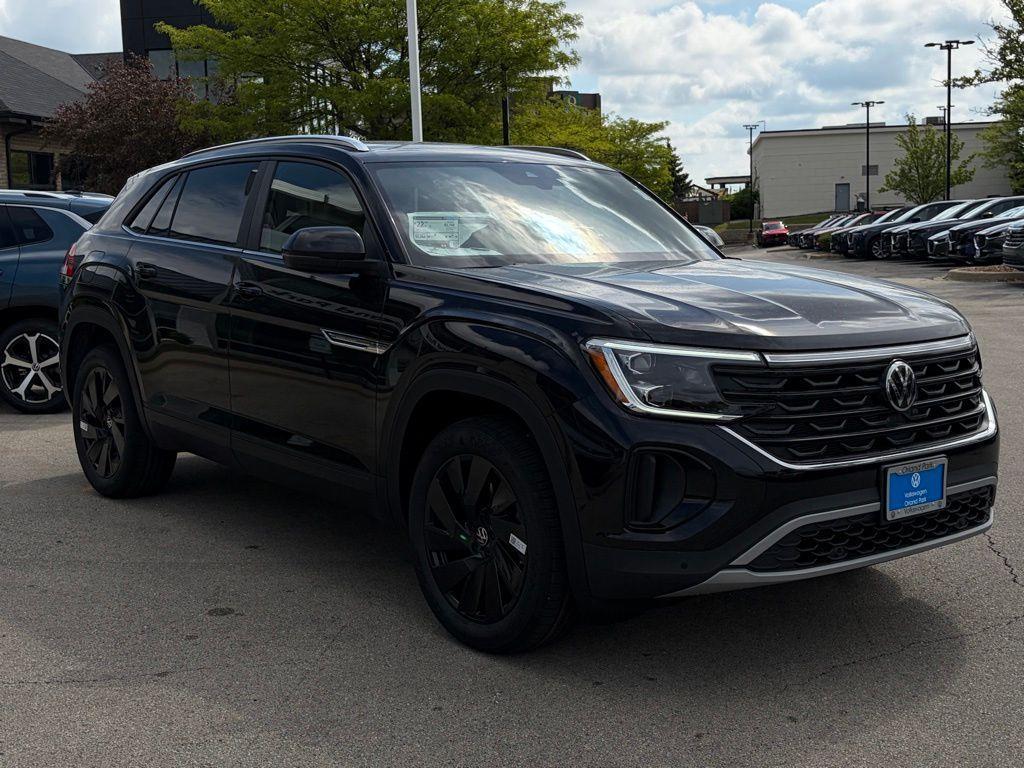 new 2026 Volkswagen Atlas Cross Sport car, priced at $43,406