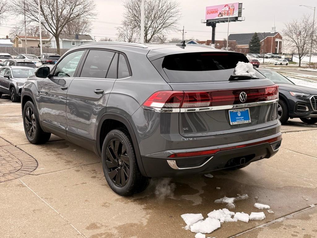 new 2026 Volkswagen Atlas Cross Sport car, priced at $44,652