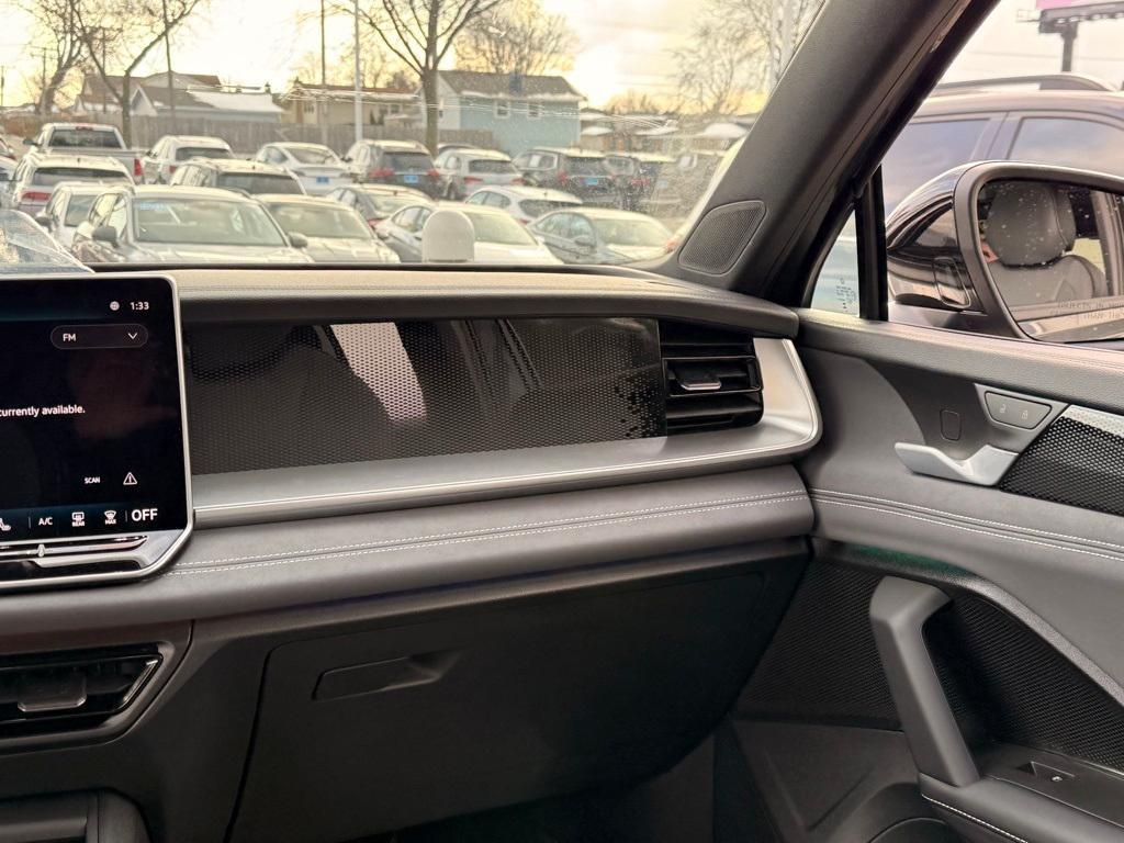 new 2026 Volkswagen Tiguan car, priced at $39,154