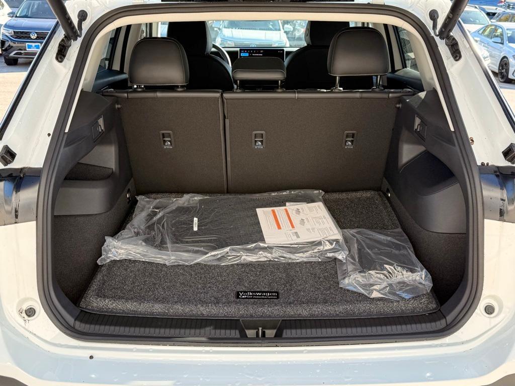 new 2025 Volkswagen Tiguan car, priced at $32,738