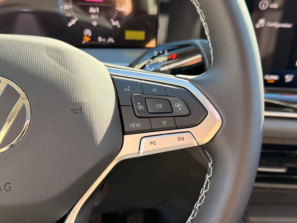 new 2025 Volkswagen Tiguan car, priced at $32,738