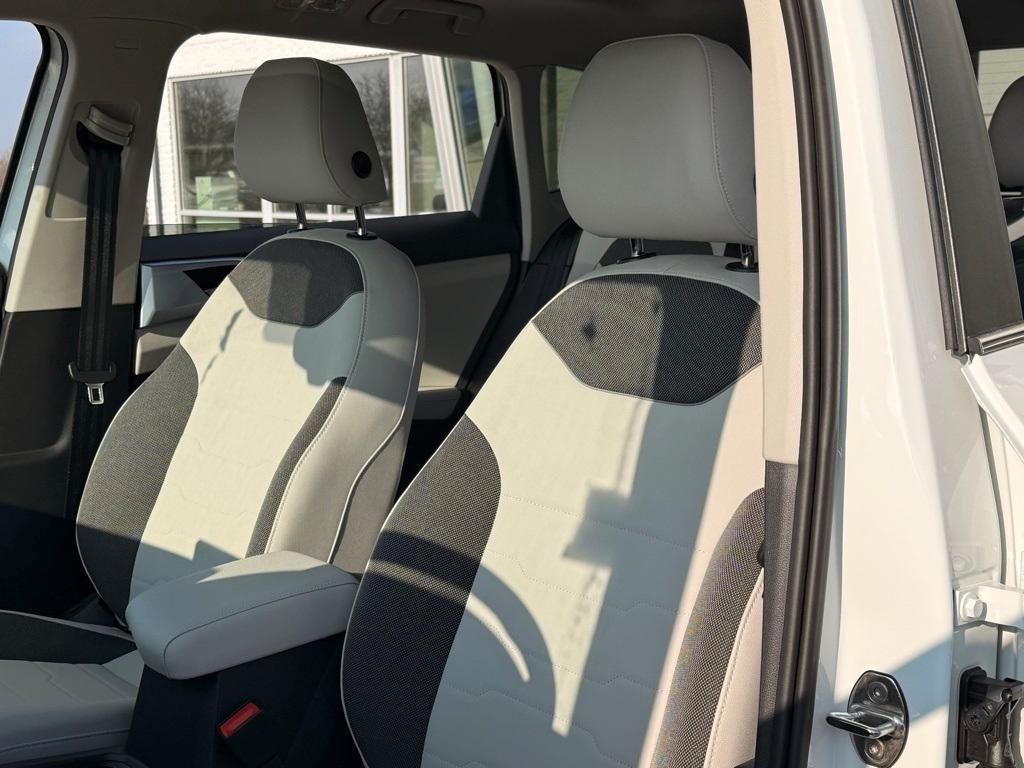 new 2026 Volkswagen Taos car, priced at $32,851