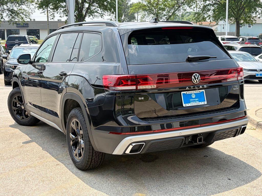 new 2026 Volkswagen Atlas car, priced at $44,851