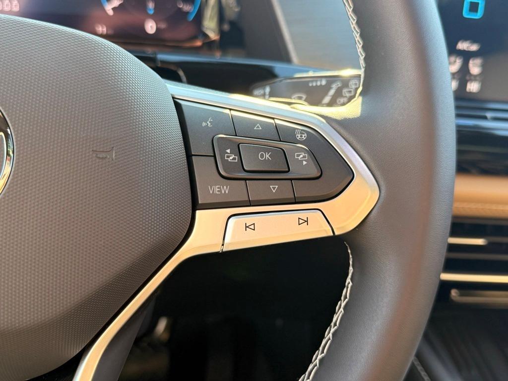 new 2026 Volkswagen Atlas Cross Sport car, priced at $44,615