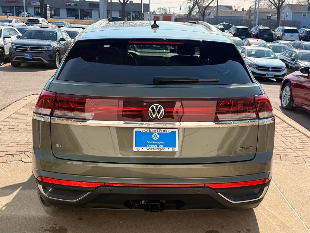 new 2026 Volkswagen Atlas Cross Sport car, priced at $44,615