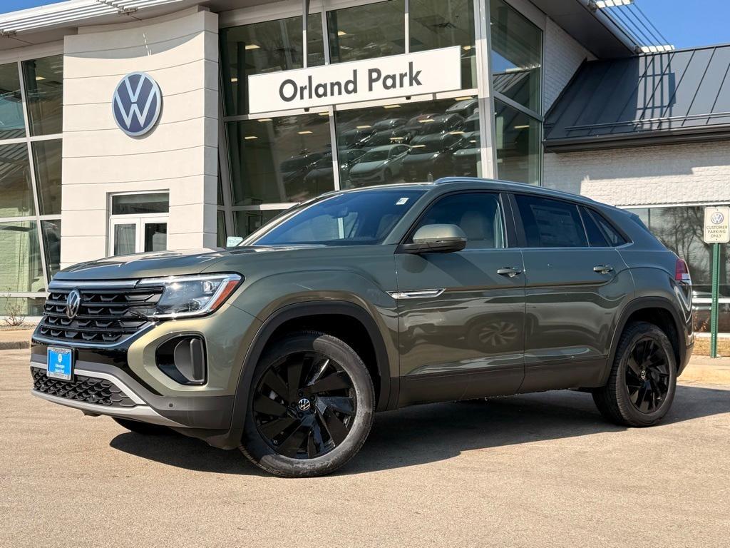 new 2026 Volkswagen Atlas Cross Sport car, priced at $44,615