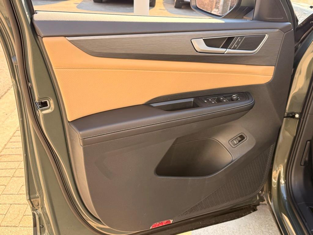 new 2026 Volkswagen Atlas Cross Sport car, priced at $44,615