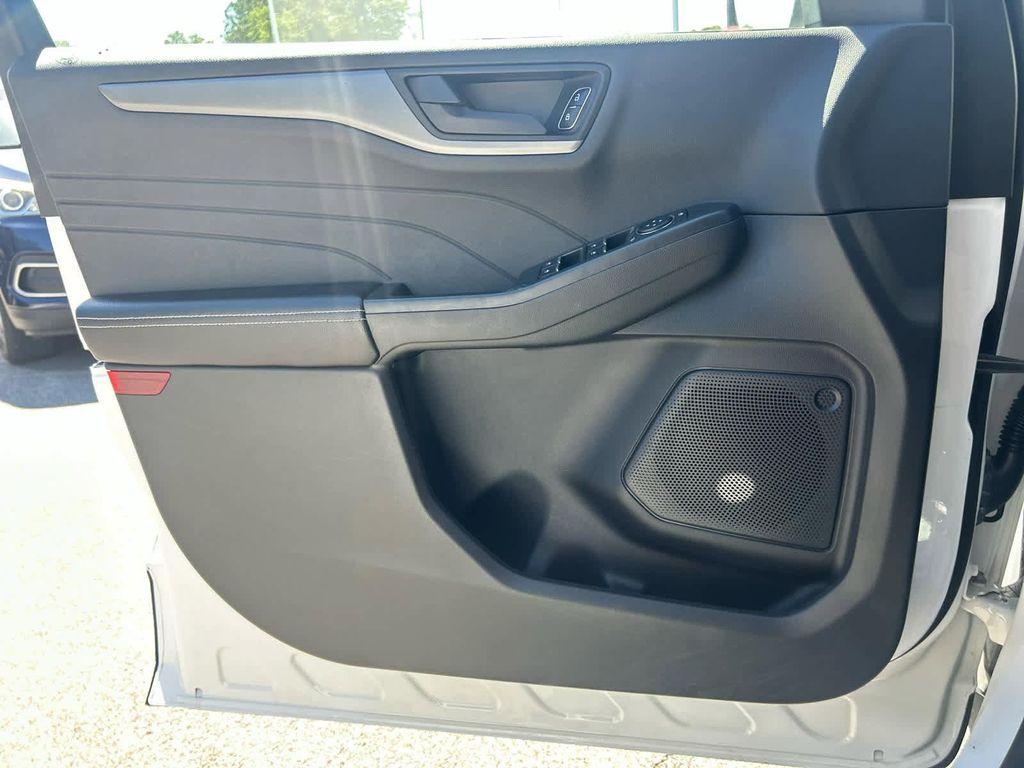 used 2024 Ford Escape car, priced at $22,747
