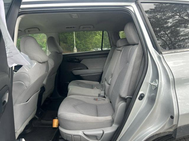 used 2023 Toyota Highlander car, priced at $31,998
