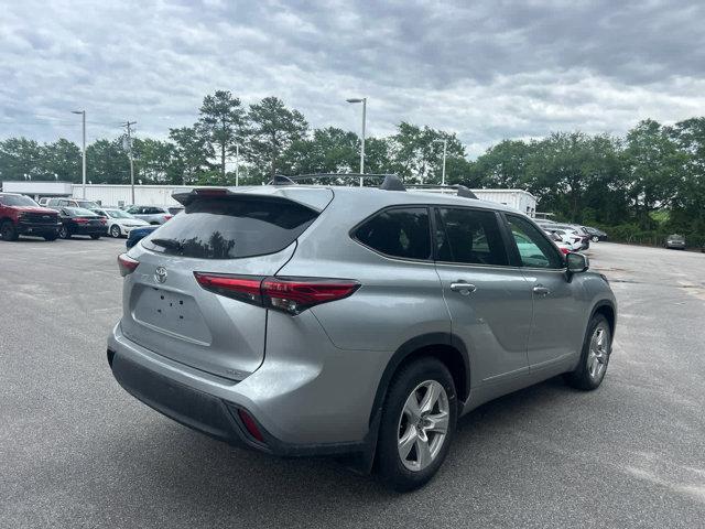 used 2023 Toyota Highlander car, priced at $31,998