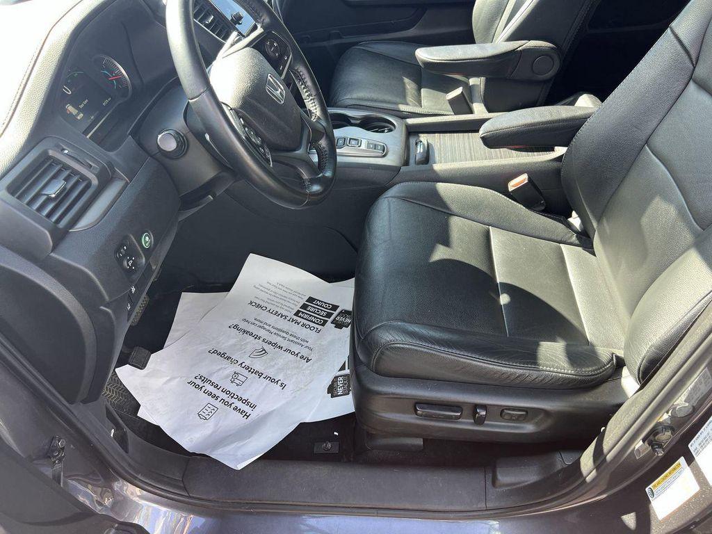 used 2021 Honda Pilot car, priced at $25,747