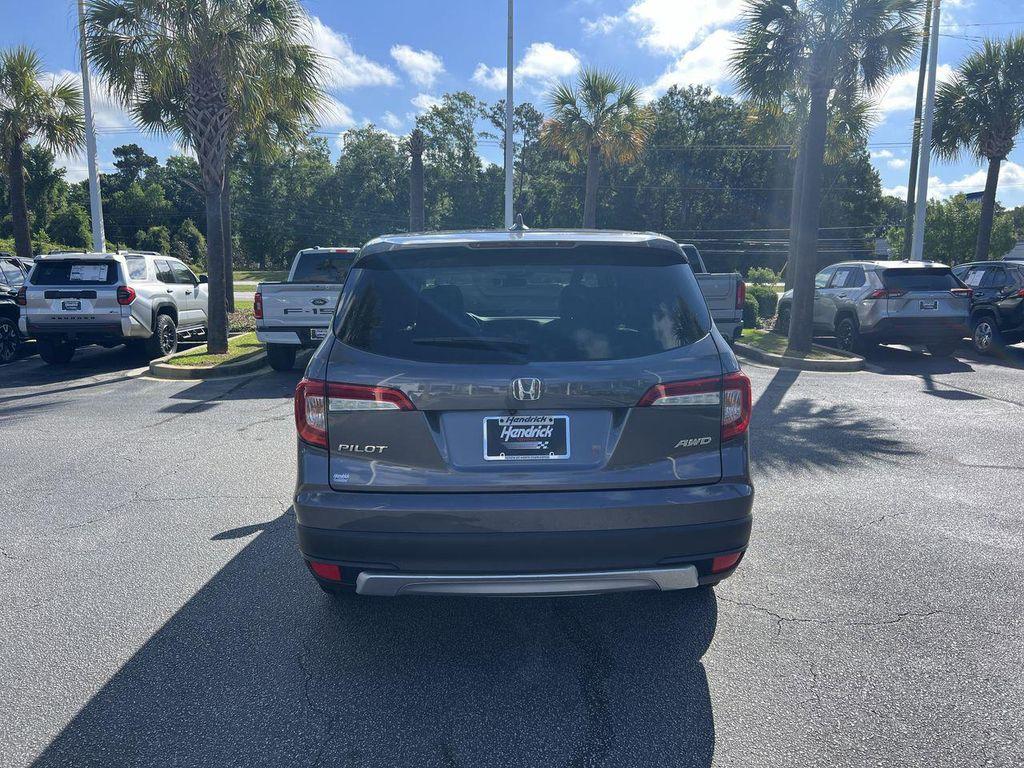 used 2021 Honda Pilot car, priced at $25,747