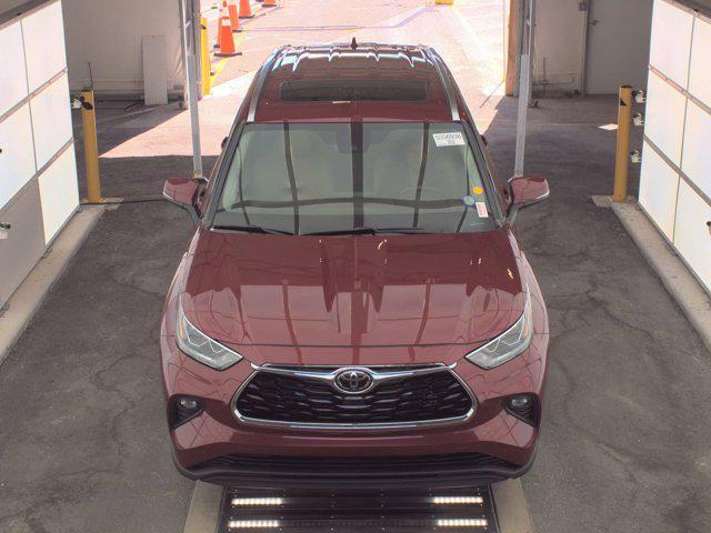 used 2022 Toyota Highlander car, priced at $36,998