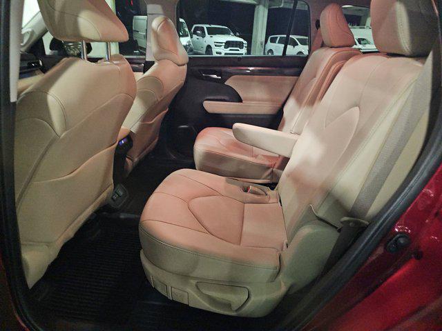 used 2022 Toyota Highlander car, priced at $36,998