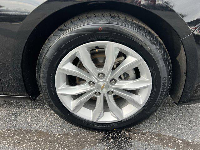 used 2024 Chevrolet Malibu car, priced at $17,998