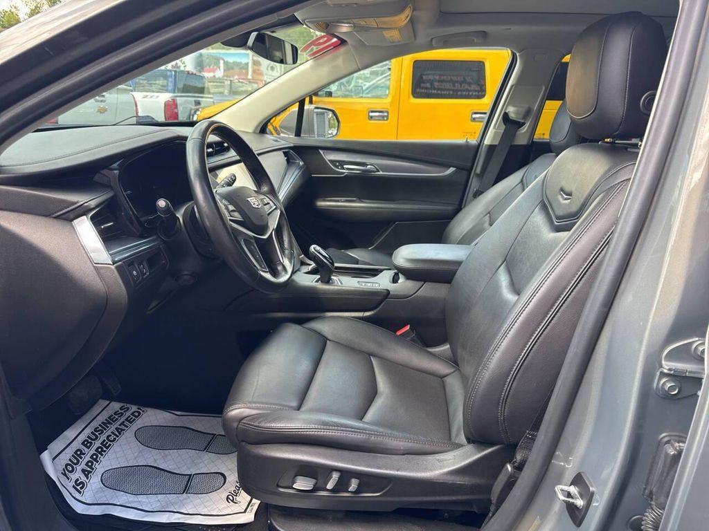 used 2019 Cadillac XT5 car, priced at $19,999