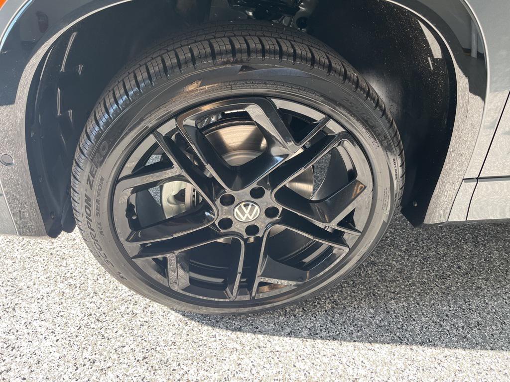 new 2026 Volkswagen Tiguan car, priced at $38,854