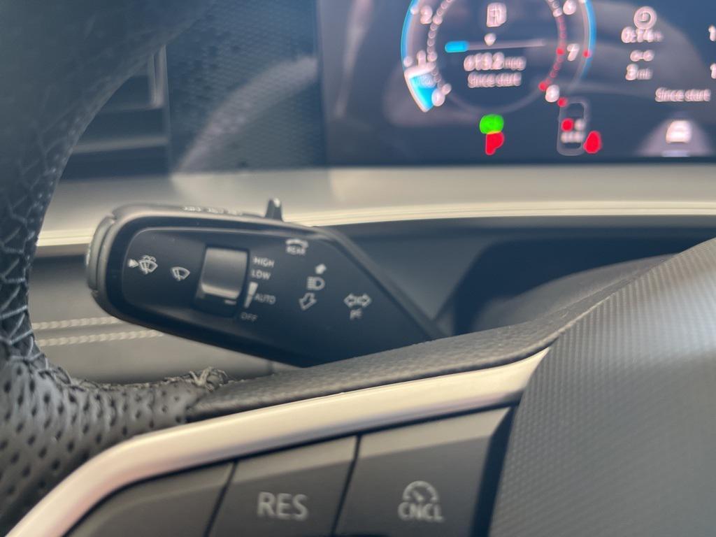 new 2026 Volkswagen Tiguan car, priced at $38,854