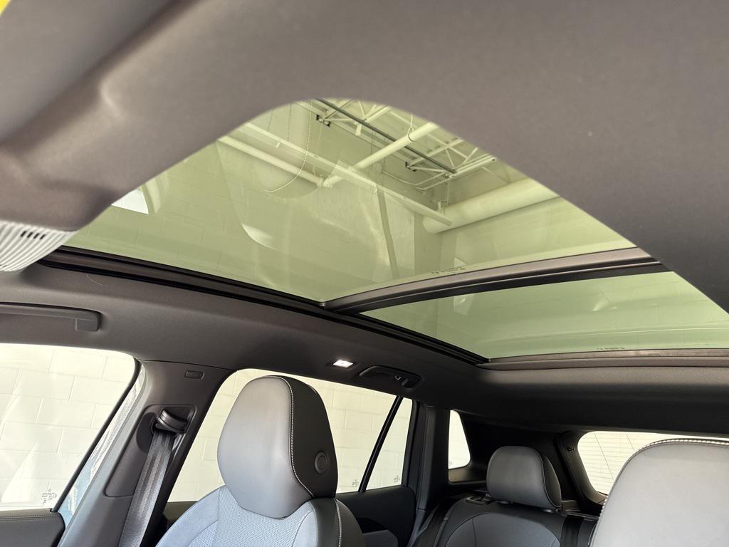 new 2026 Volkswagen Tiguan car, priced at $38,854