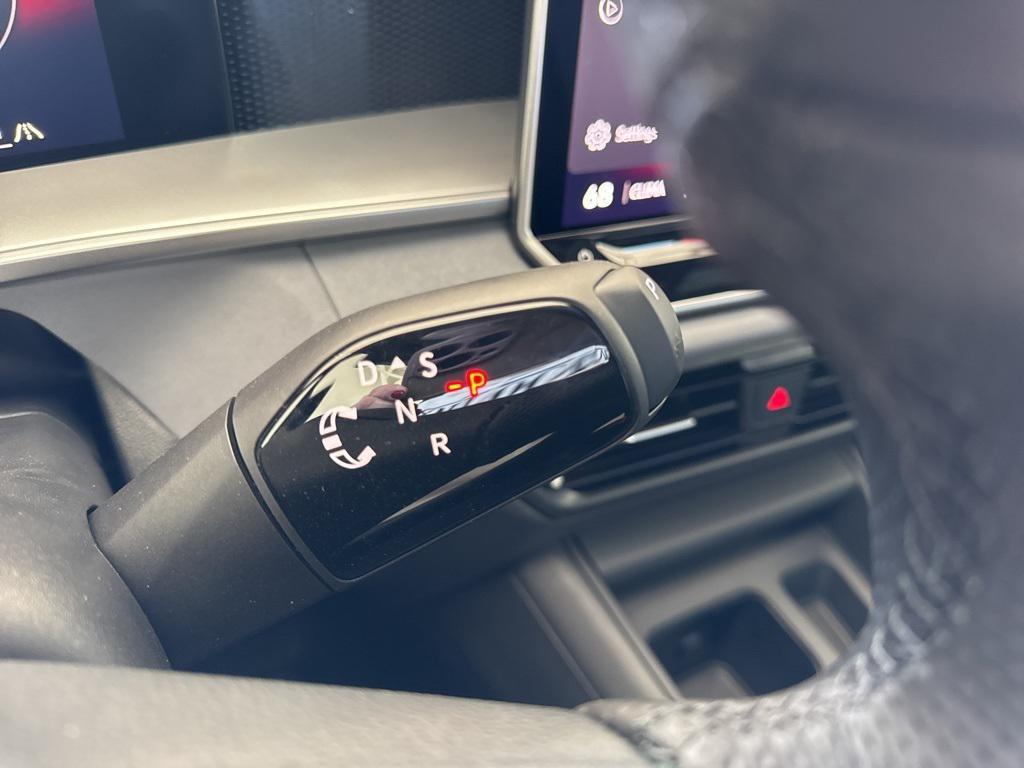 new 2026 Volkswagen Tiguan car, priced at $38,854