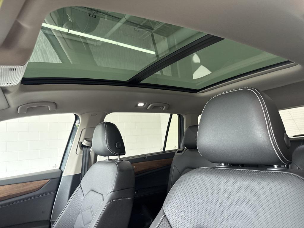 new 2026 Volkswagen Atlas car, priced at $46,057