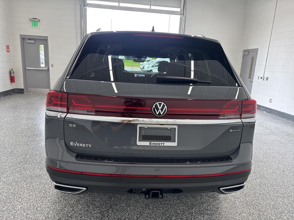 new 2026 Volkswagen Atlas car, priced at $46,057