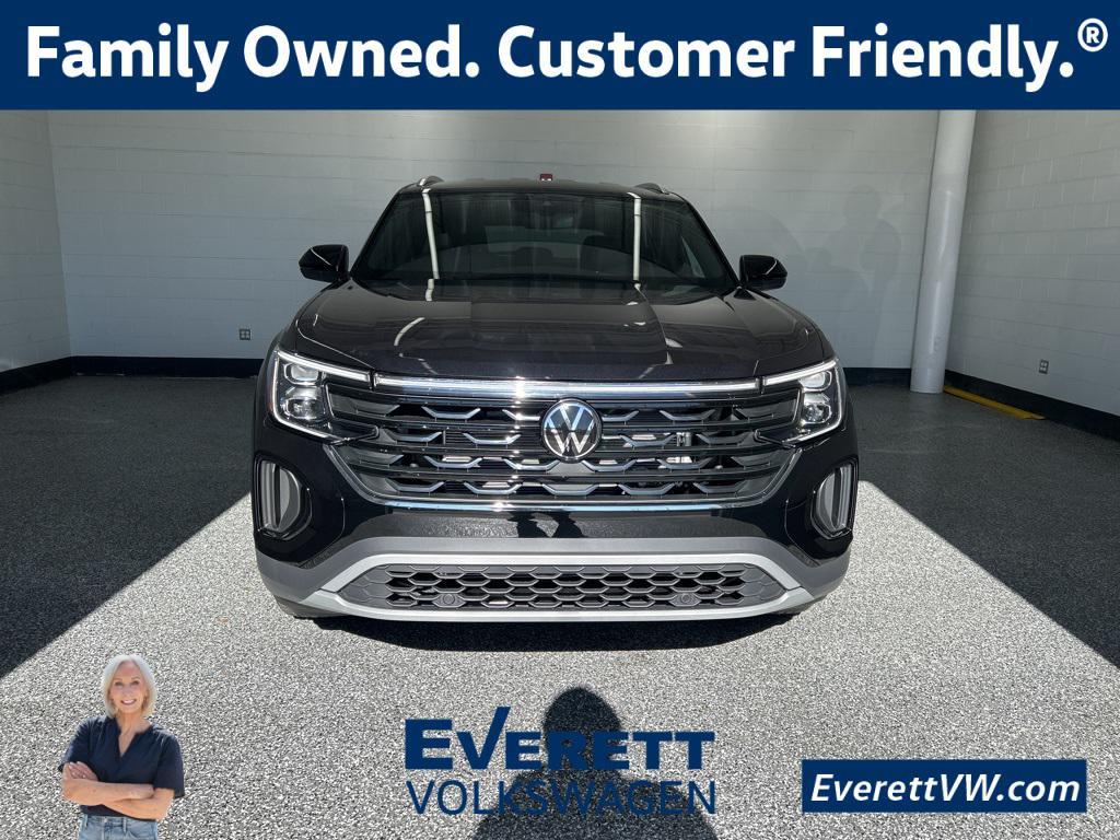 new 2026 Volkswagen Atlas Cross Sport car, priced at $38,768