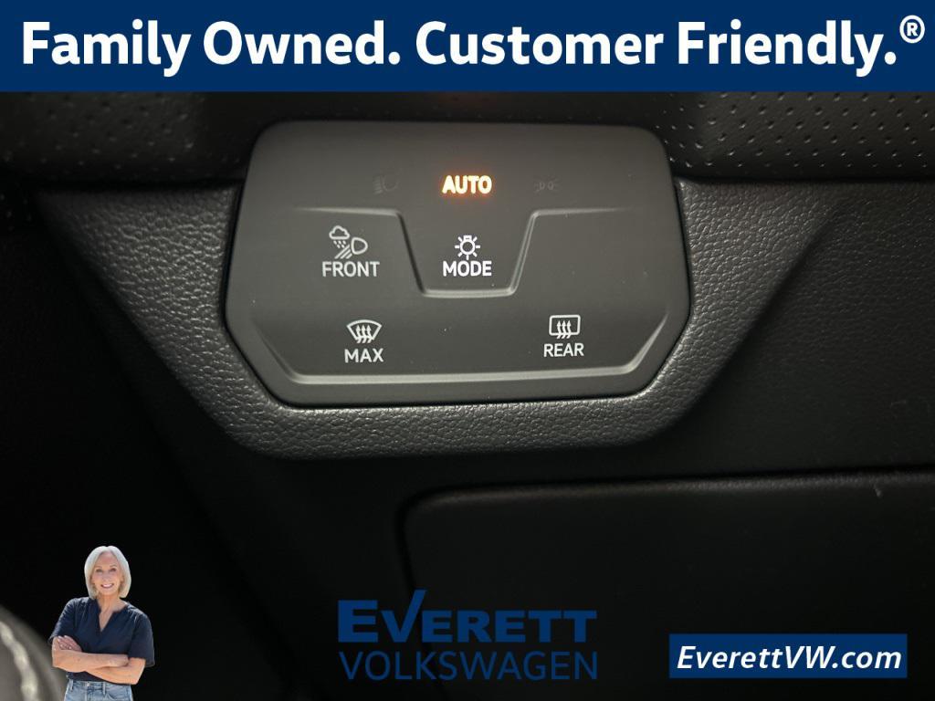 new 2026 Volkswagen Atlas Cross Sport car, priced at $38,768