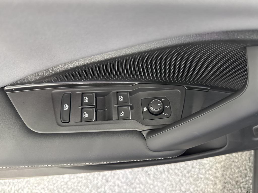 new 2026 Volkswagen Tiguan car, priced at $36,363