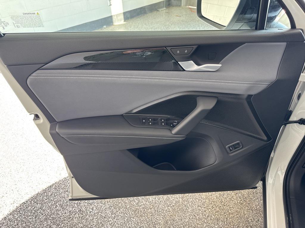 new 2026 Volkswagen Tiguan car, priced at $39,291