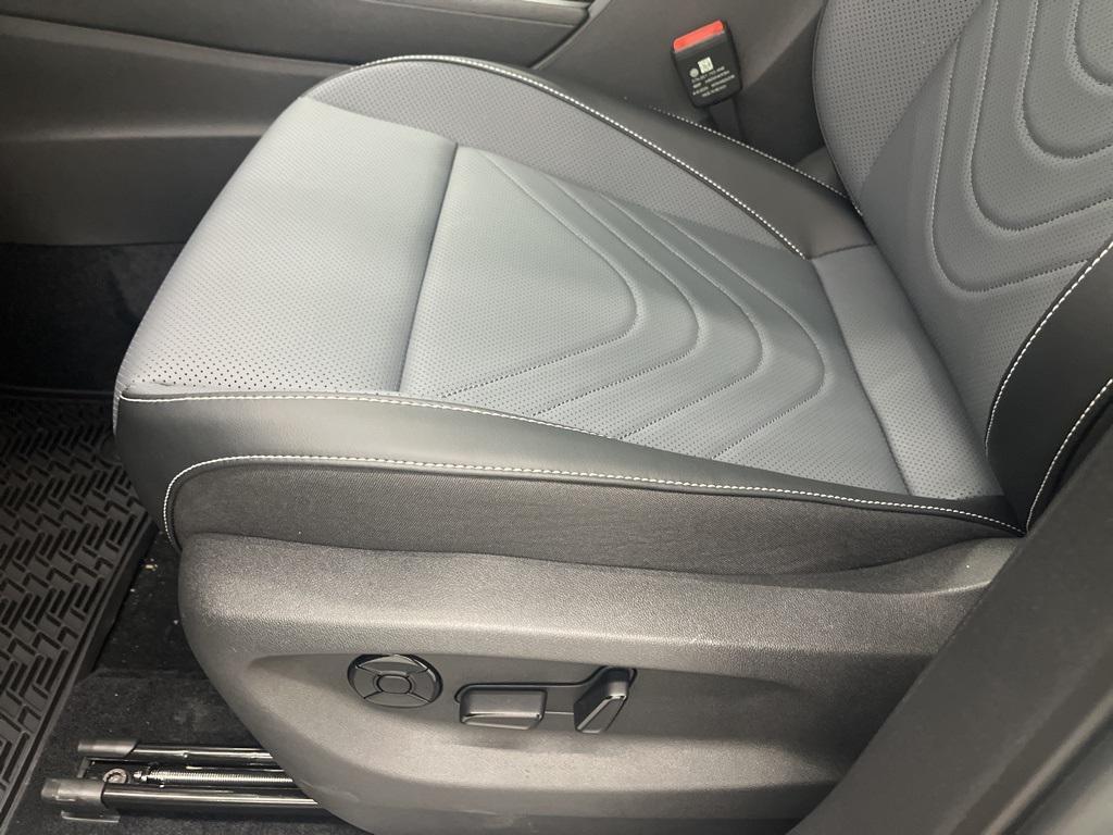 new 2026 Volkswagen Tiguan car, priced at $36,363