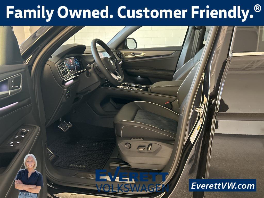 new 2026 Volkswagen Atlas Cross Sport car, priced at $51,980